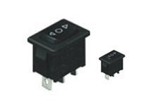 供應(yīng)產(chǎn)品 工廠供應(yīng)32&times;14mm雙邊復(fù)位船型翹板開(kāi)關(guān) 中國(guó)工業(yè)電器網(wǎng)