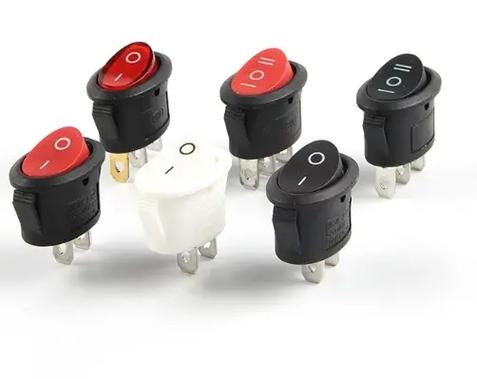 船形開(kāi)關(guān)也稱(chēng)船型開(kāi)關(guān),波形開(kāi)關(guān),蹺板開(kāi)關(guān),翹板開(kāi)關(guān),i0開(kāi)關(guān)